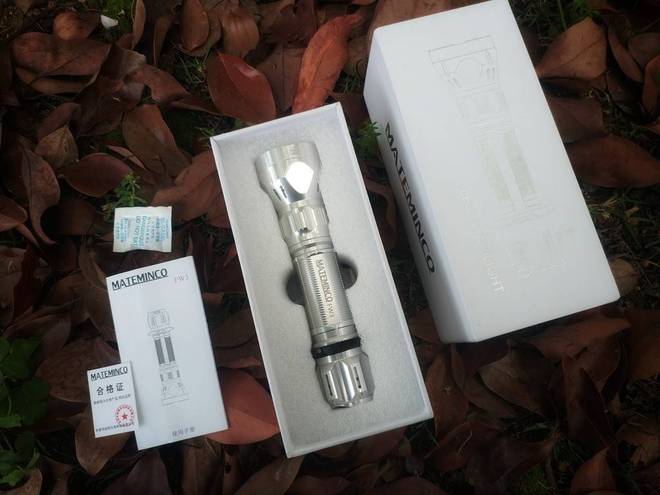 1350米搭配1550LM的聚泛兼容无敌照明:迈特明酷FW3(银色)(图5)