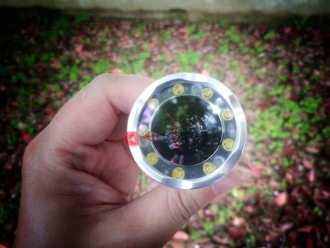 1350米搭配1550LM的聚泛兼容无敌照明:迈特明酷FW3(银色)(图8)