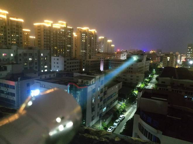 1350米搭配1550LM的聚泛兼容无敌照明:迈特明酷FW3(银色)(图27)