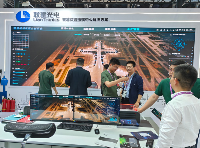 对话联建光电廖峰：LED显示屏点亮智慧交通的未来之路(图2)