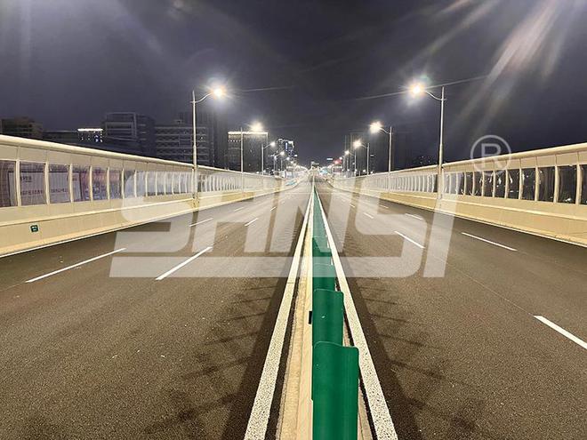 高速公路路灯如何选择三思LED照明(图1)