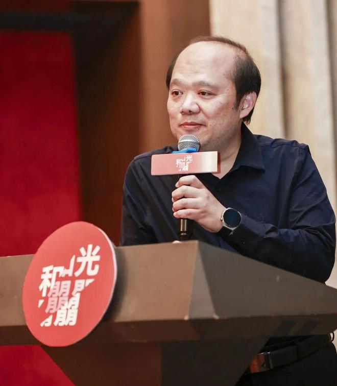 武汉站群星璀璨共同展望健康照明新未来(图8)