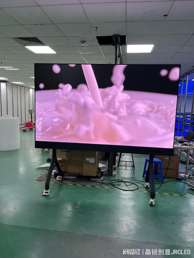 COB超微小间距LED显示屏是什么？小间距显示进入各种应用领域(图2)