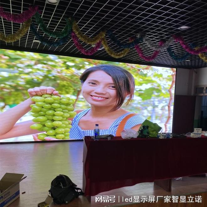智能化发展的时代LED显示屏行业走向世界(图1)