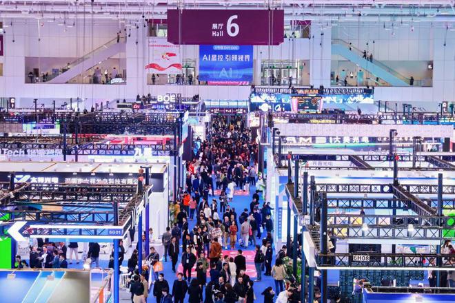 辰显光电TFT基Micro-LED新品惊艳亮相ISLE2025人气爆棚获赞无数(图2)