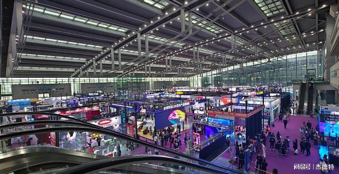 2025深圳国际LEDCHINA展：光与屏的震撼碰撞未来已来！(图1)