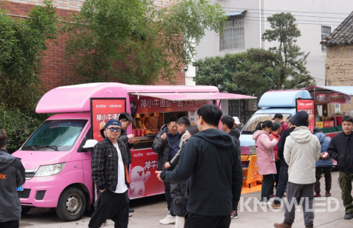 神牛横店影视灯光体验中心盛大开业！(图7)