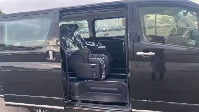 2025款丰田格兰维亚35L汽油现车报价移动办公经典商务(图2)