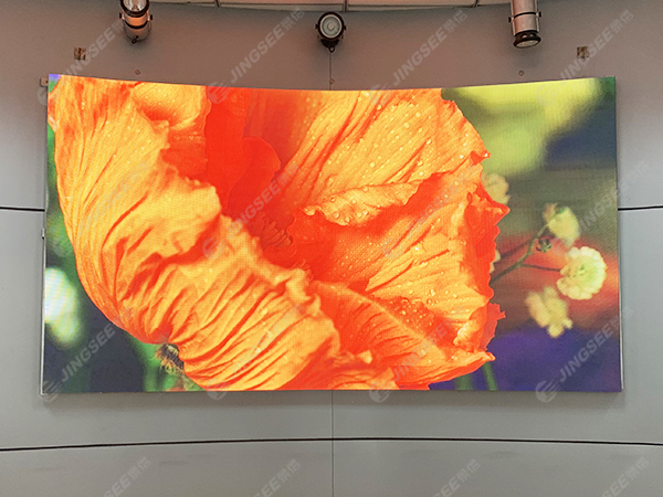 LED显示屏工作原理及小间距发展趋势(图1)