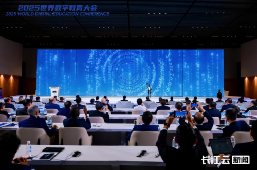【LED显示屏、数字广播、信息发布】聚焦武汉！itc数字赋能武汉软件工程职业学院打造职业教育新范式→(图11)