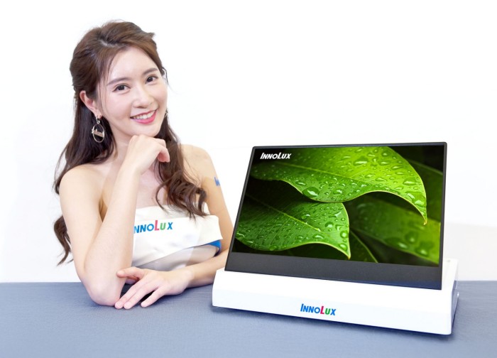 群创光电无限拼接、超高亮度、透明、穿戴等多项MicroLED创新应用惊艳亮相(图3)