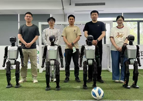 4支决赛队全揭秘！RoBoLeague机器人足球联赛6月28日开赛(图2)