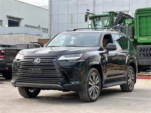 2025款雷克萨斯LX600港口极具性价比车型100多万起售(图2)