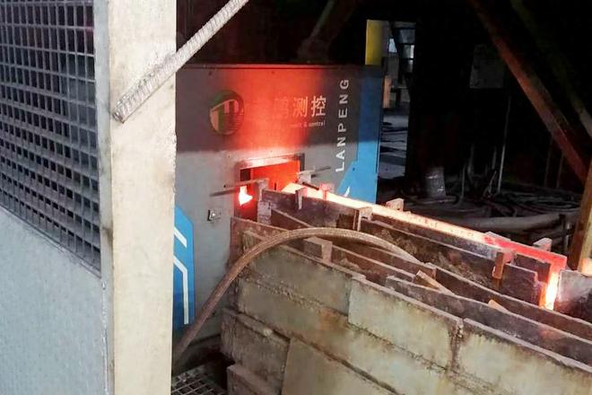 KHG02-SDG14070型测宽测厚仪光电测量热轧板材宽厚(图1)