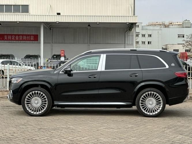 25款奔驰迈巴赫GLS600平行进口版现车230来万对比中规优惠50万(图4)