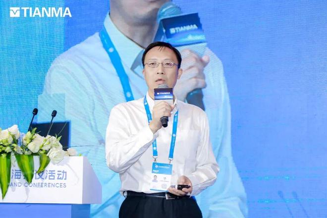 天马携多款透明Micro-LED亮相进博会秦锋：显示竞争已步入“玻璃基时代”(图7)