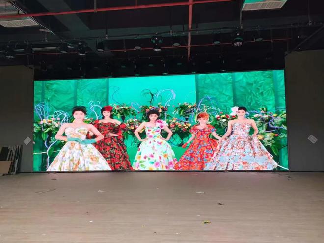 山东酒店宴会厅led显示屏性价比高厂家(图2)