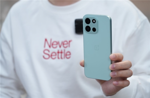 一加Turbo6V配置曝光：5000万双摄+8760mAh续航王(图2)