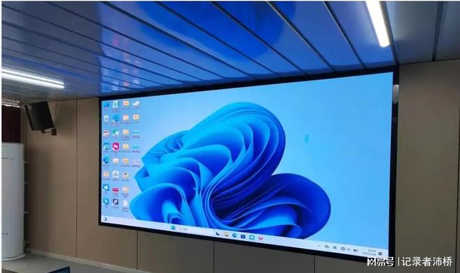 2026深圳会议室LED屏厂家优选榜：报告厅音显示屏标杆！(图1)